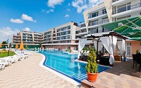 Holiday Apartments Grand Kamelia