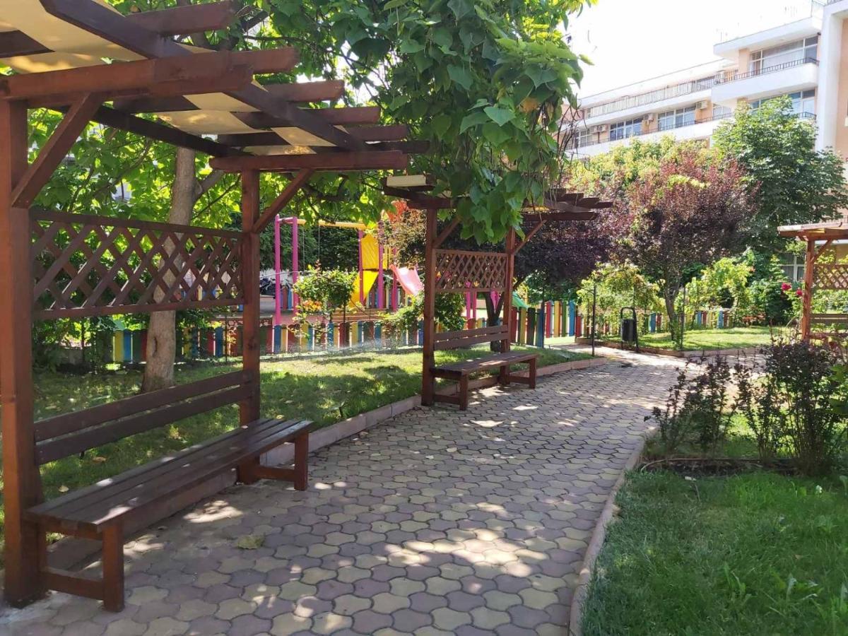 Holiday Apartments Grand Kamelia Слънчев бряг Екстериор снимка