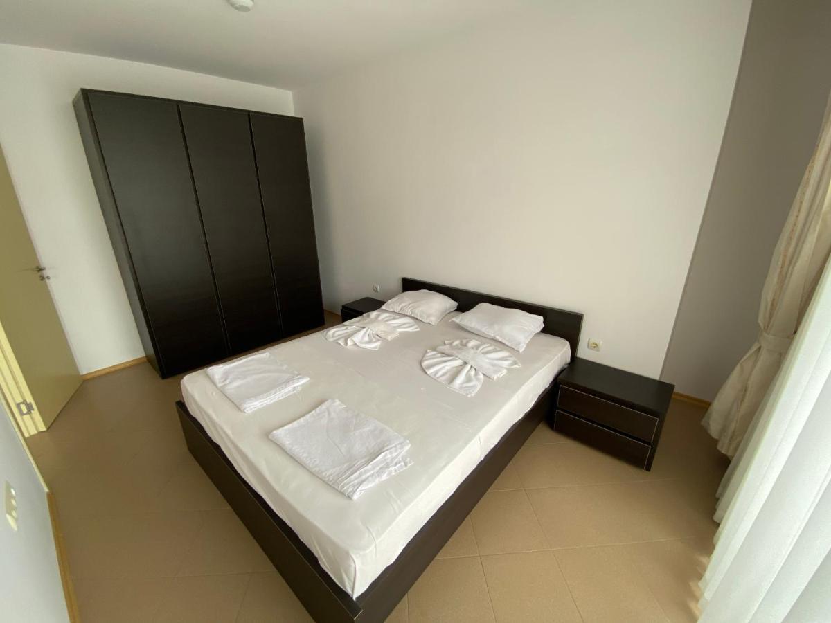 Holiday Apartments Grand Kamelia Слънчев бряг Екстериор снимка