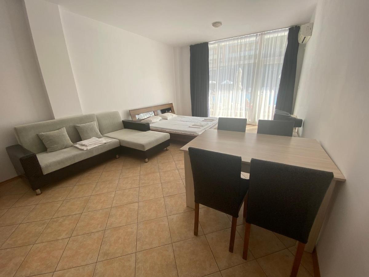 Holiday Apartments Grand Kamelia Слънчев бряг Екстериор снимка