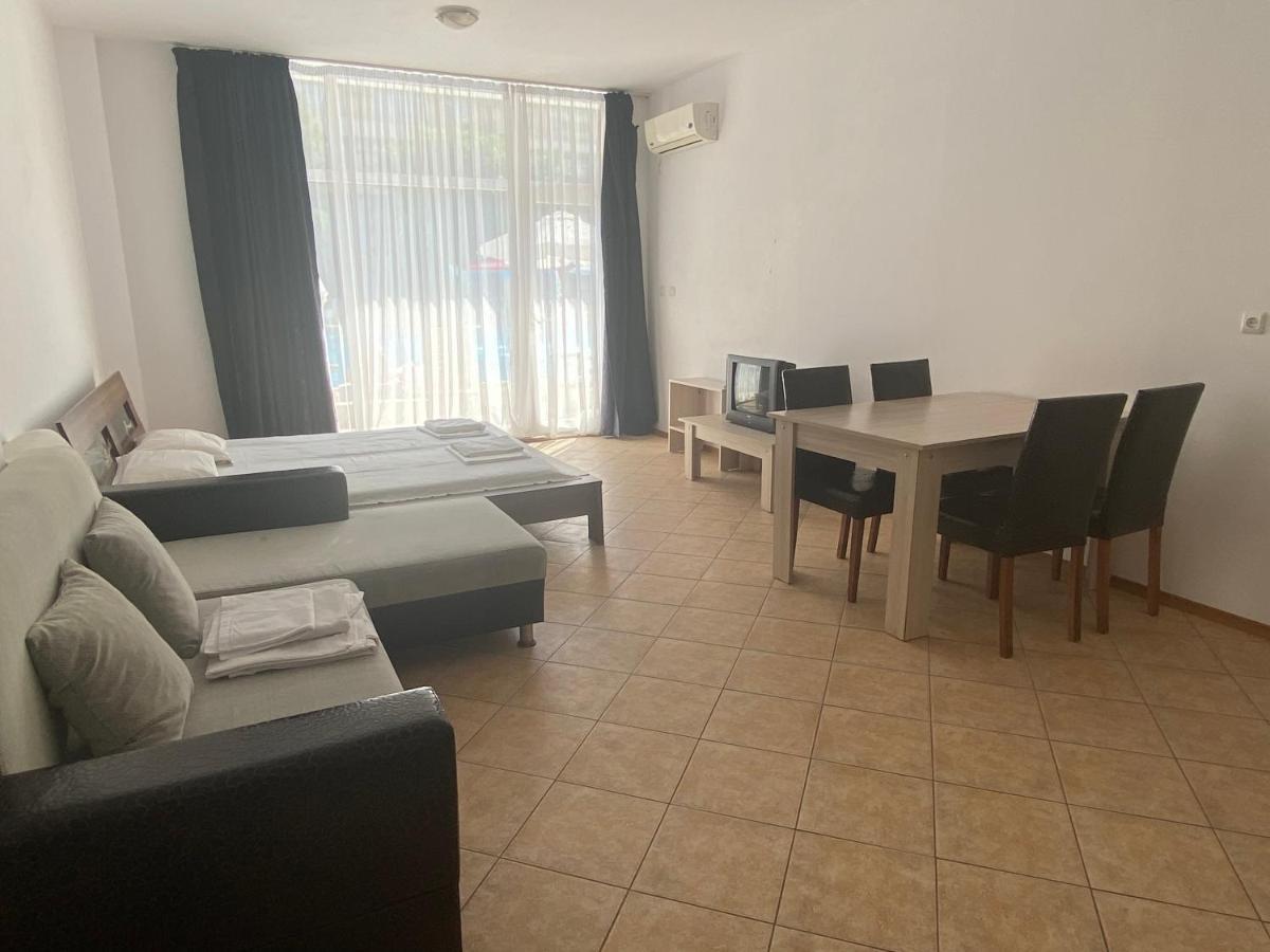 Holiday Apartments Grand Kamelia Слънчев бряг Екстериор снимка