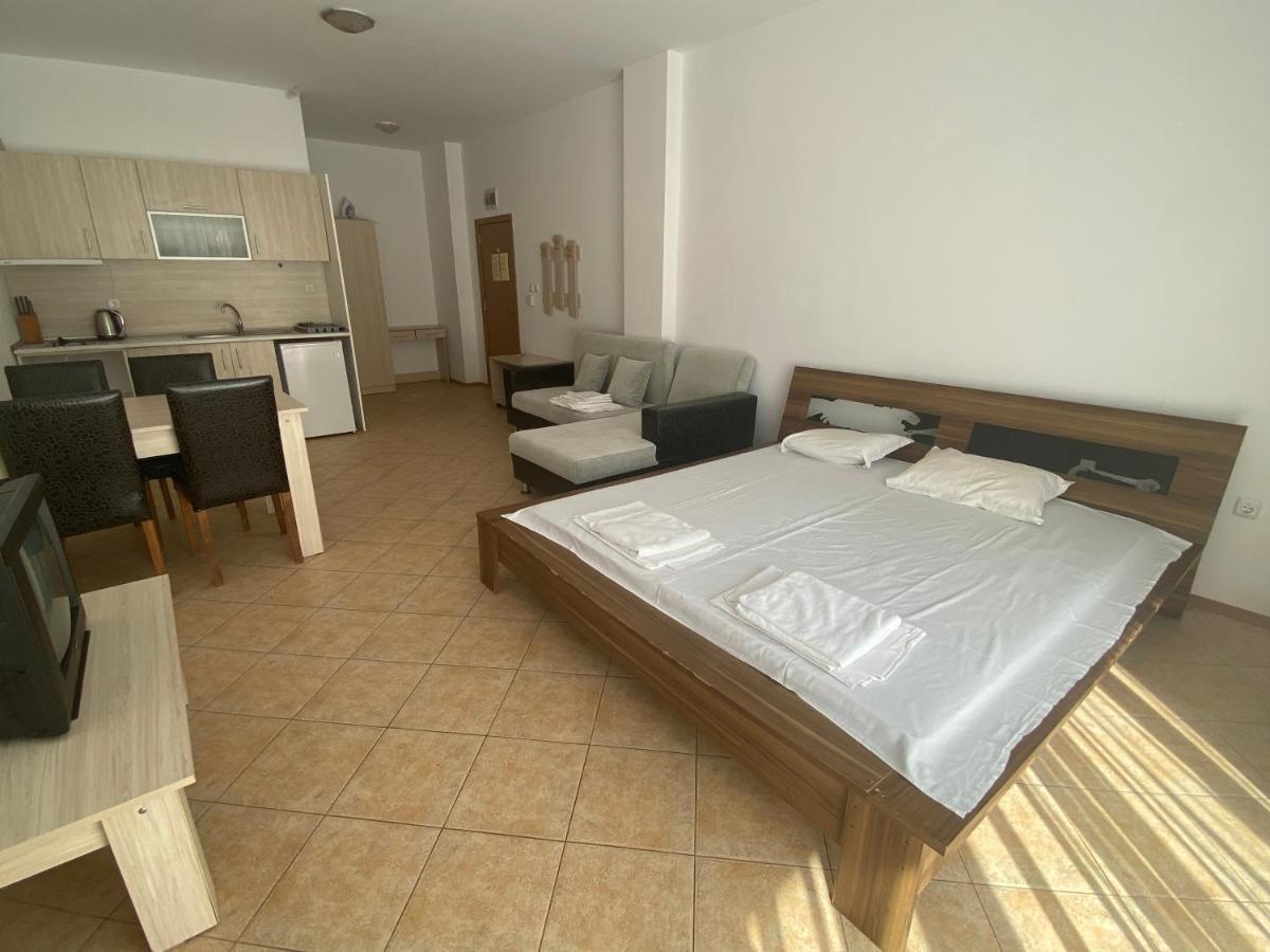 Holiday Apartments Grand Kamelia Слънчев бряг Екстериор снимка