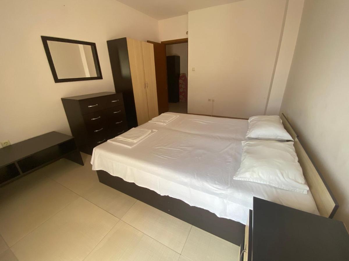 Holiday Apartments Grand Kamelia Слънчев бряг Екстериор снимка